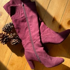 Heeled Boots (Suede)